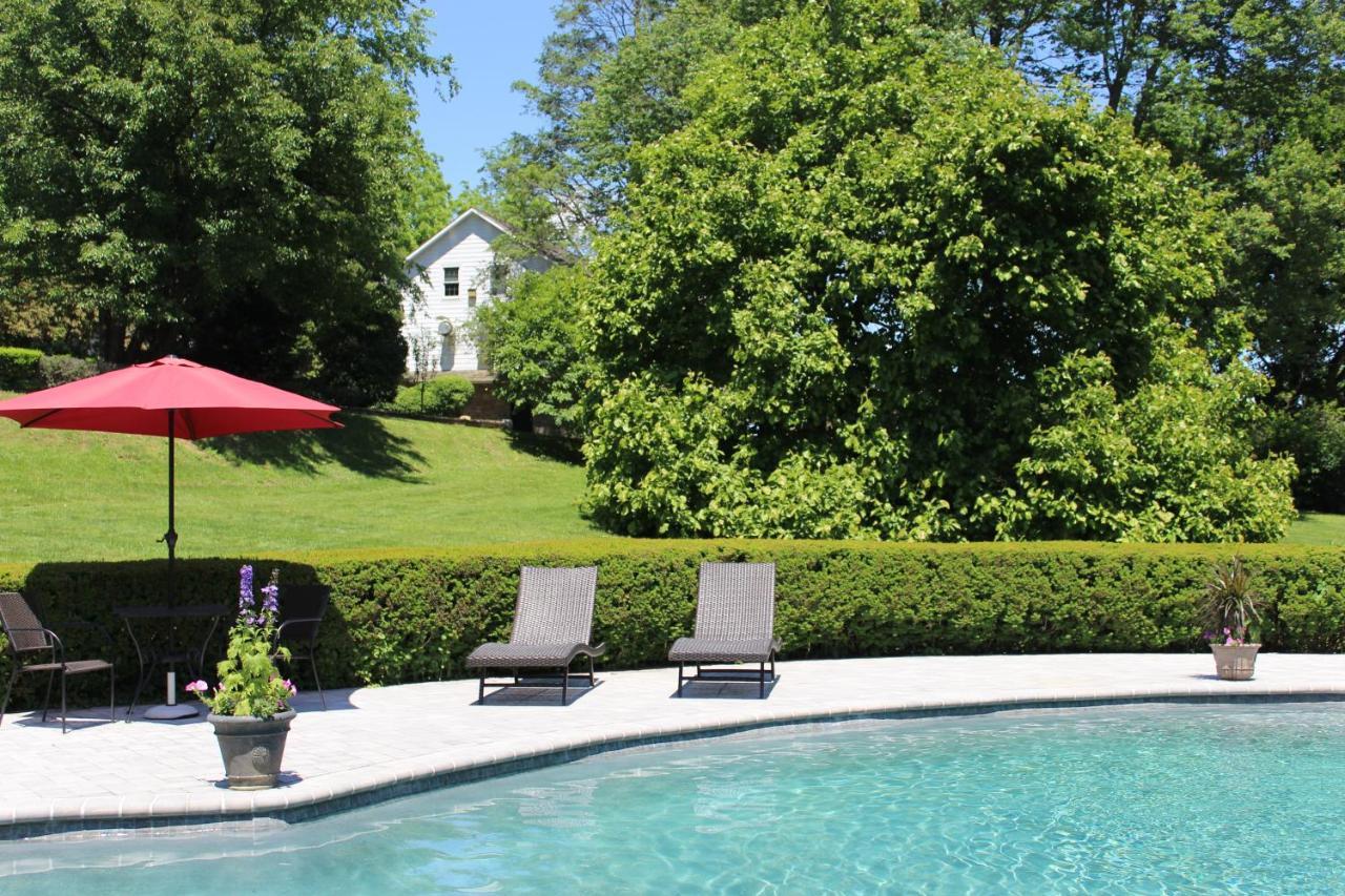 The Inn At Whitewing Farm West Chester Exterior photo